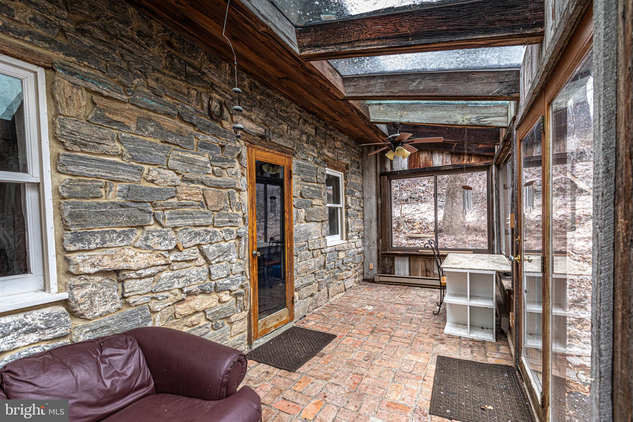 BUTLER/FALLS RD - Residential