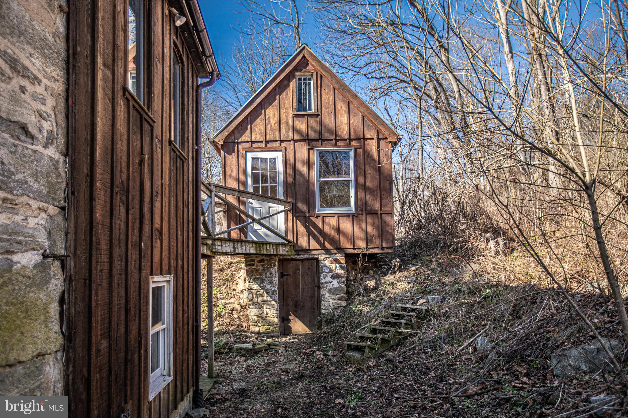 BUTLER/FALLS RD - Residential