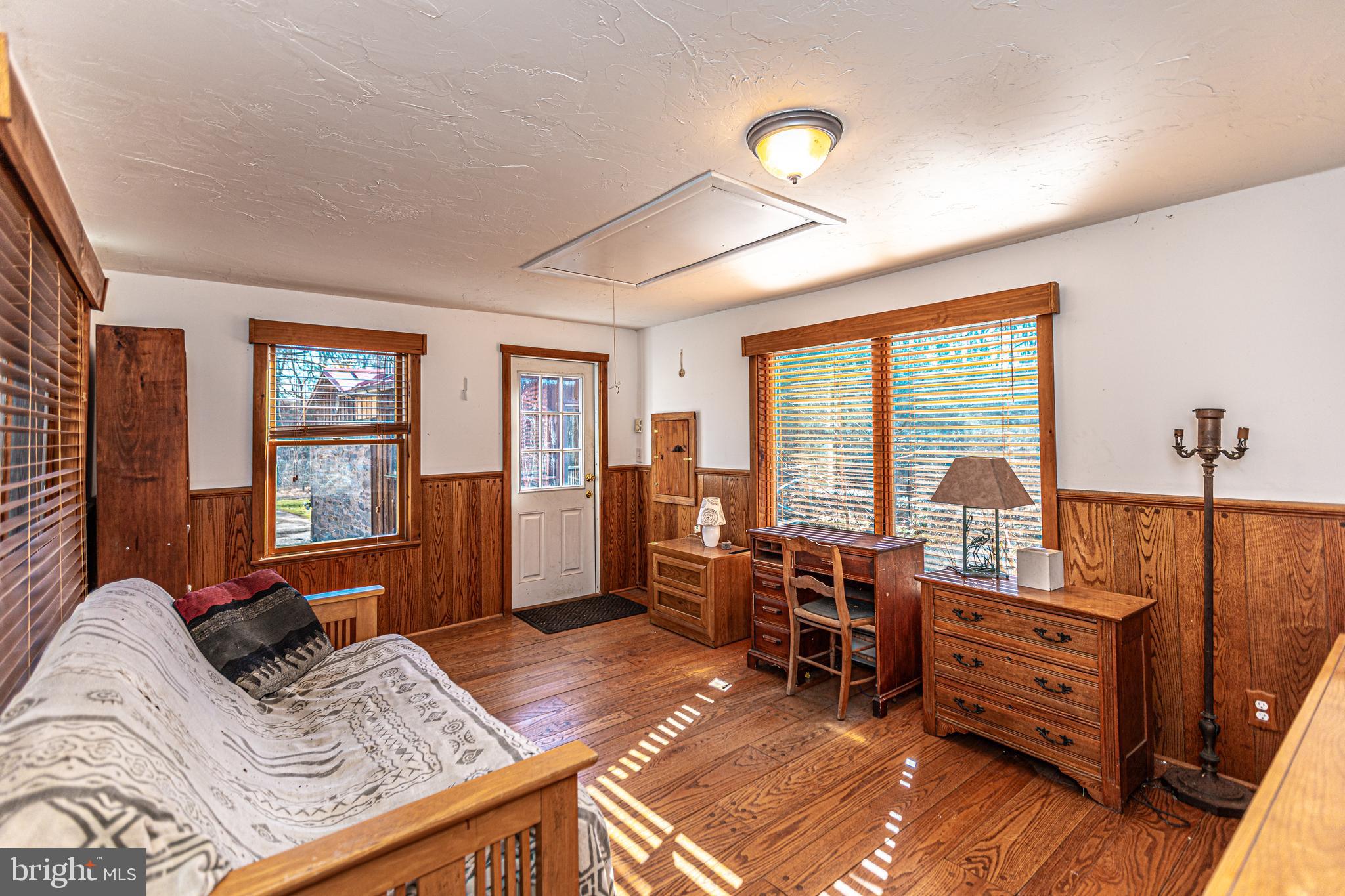 BUTLER/FALLS RD - Residential