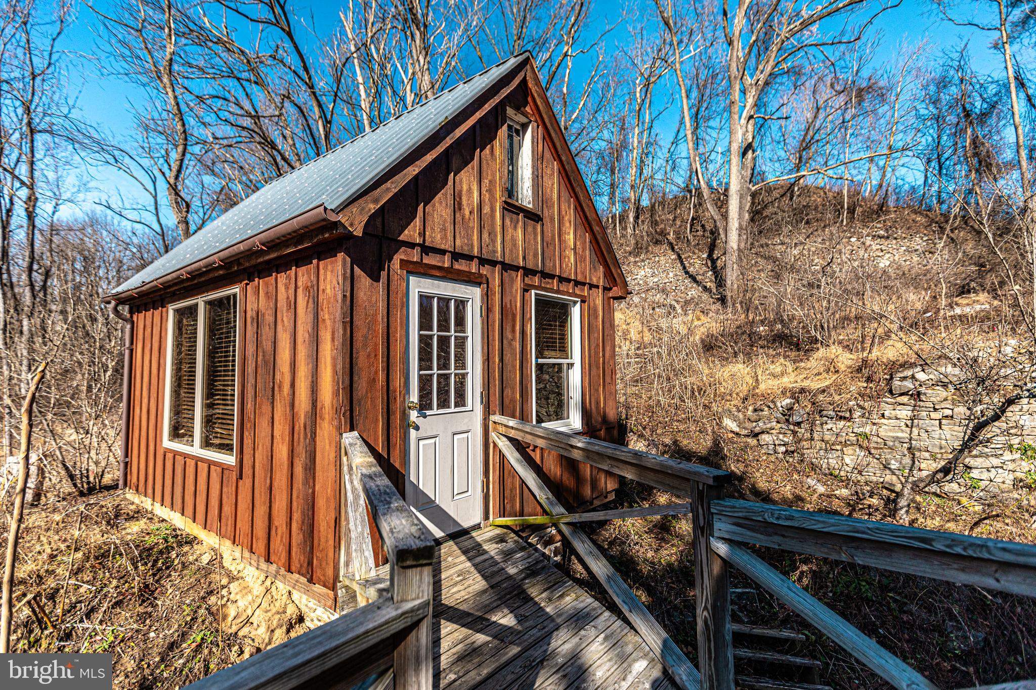 BUTLER/FALLS RD - Residential