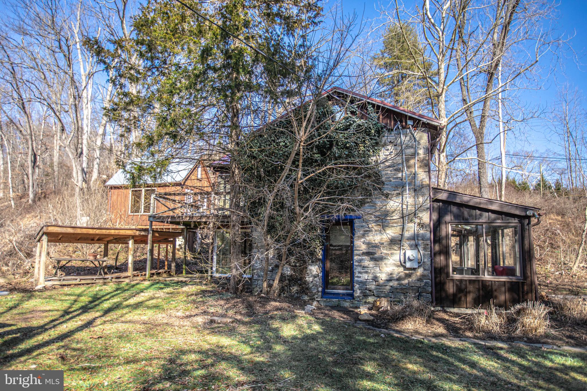 BUTLER/FALLS RD - Residential