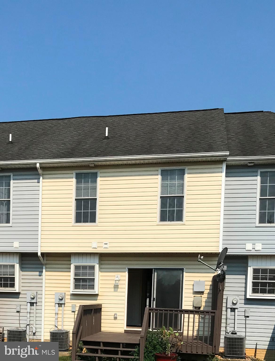 1047 BETSY ROSS COURT