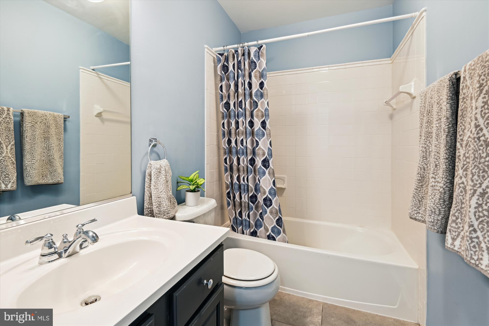 FOUR SEASONS ESTATES - Residential