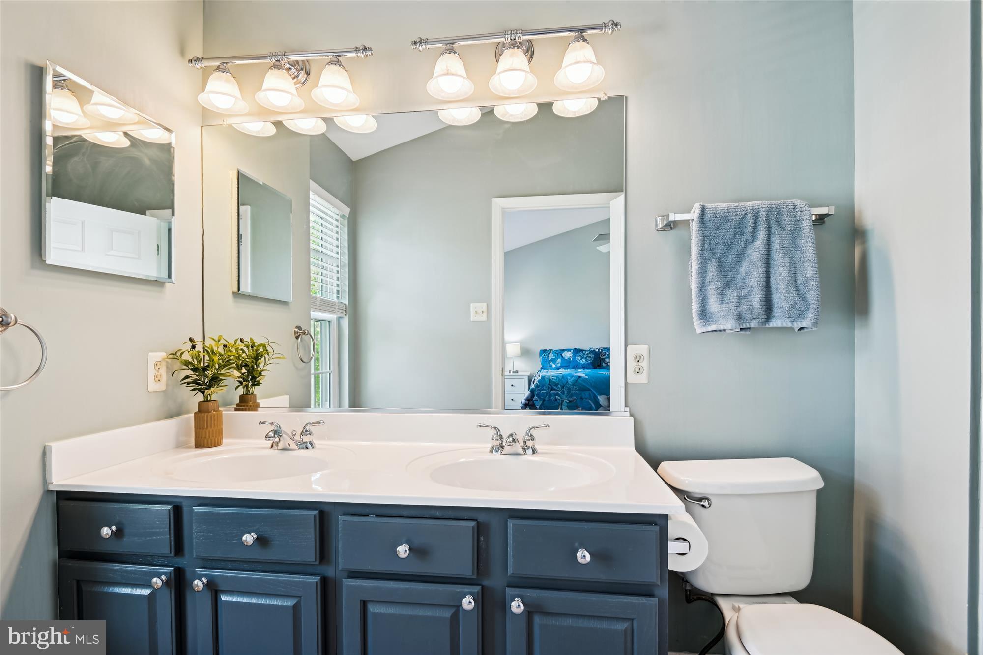 FOUR SEASONS ESTATES - Residential