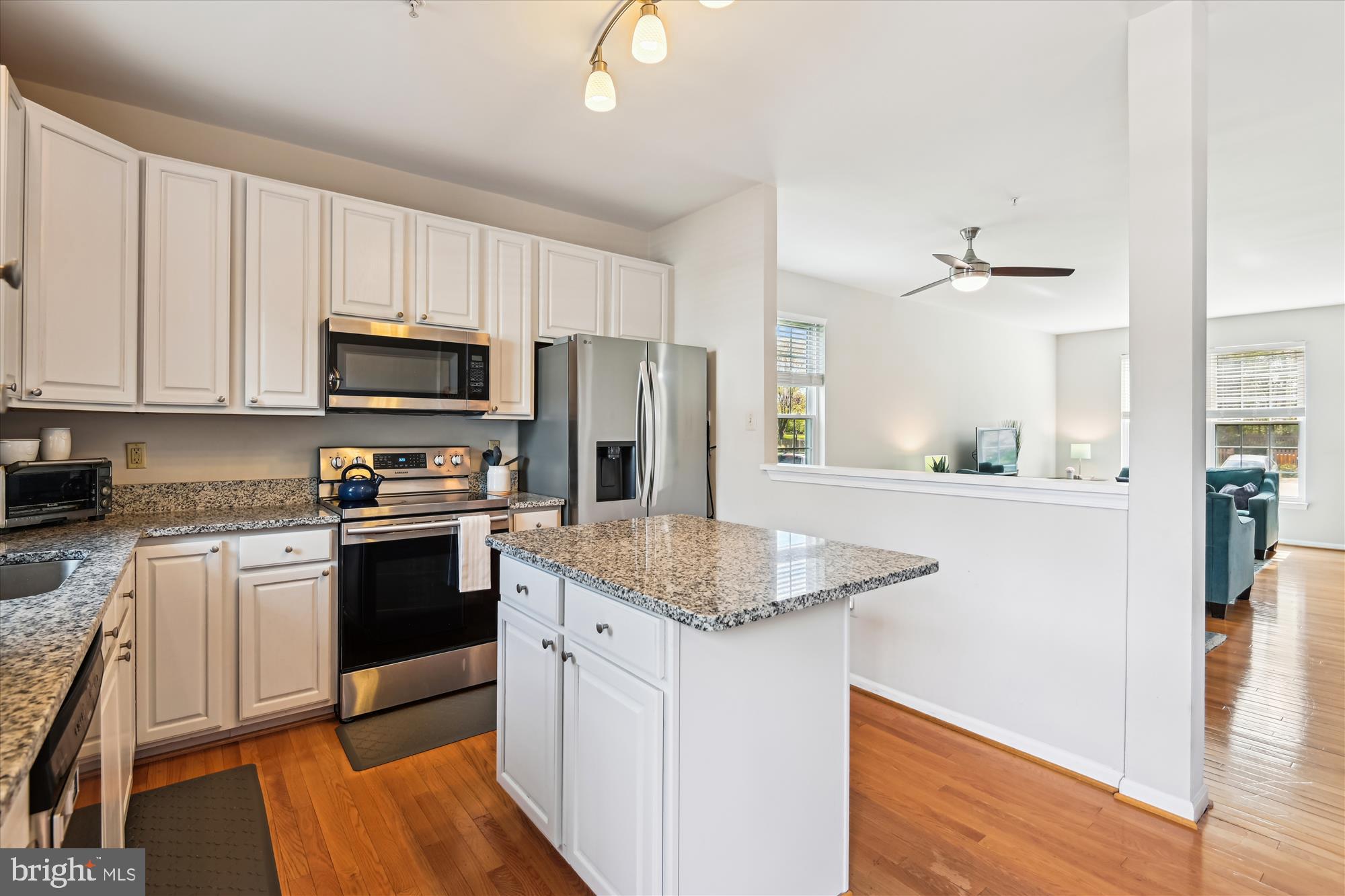 FOUR SEASONS ESTATES - Residential