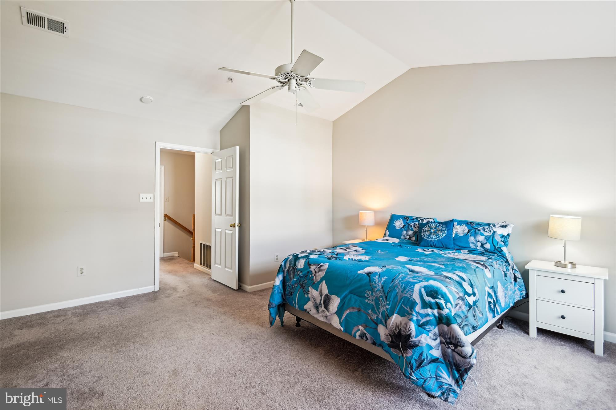 FOUR SEASONS ESTATES - Residential