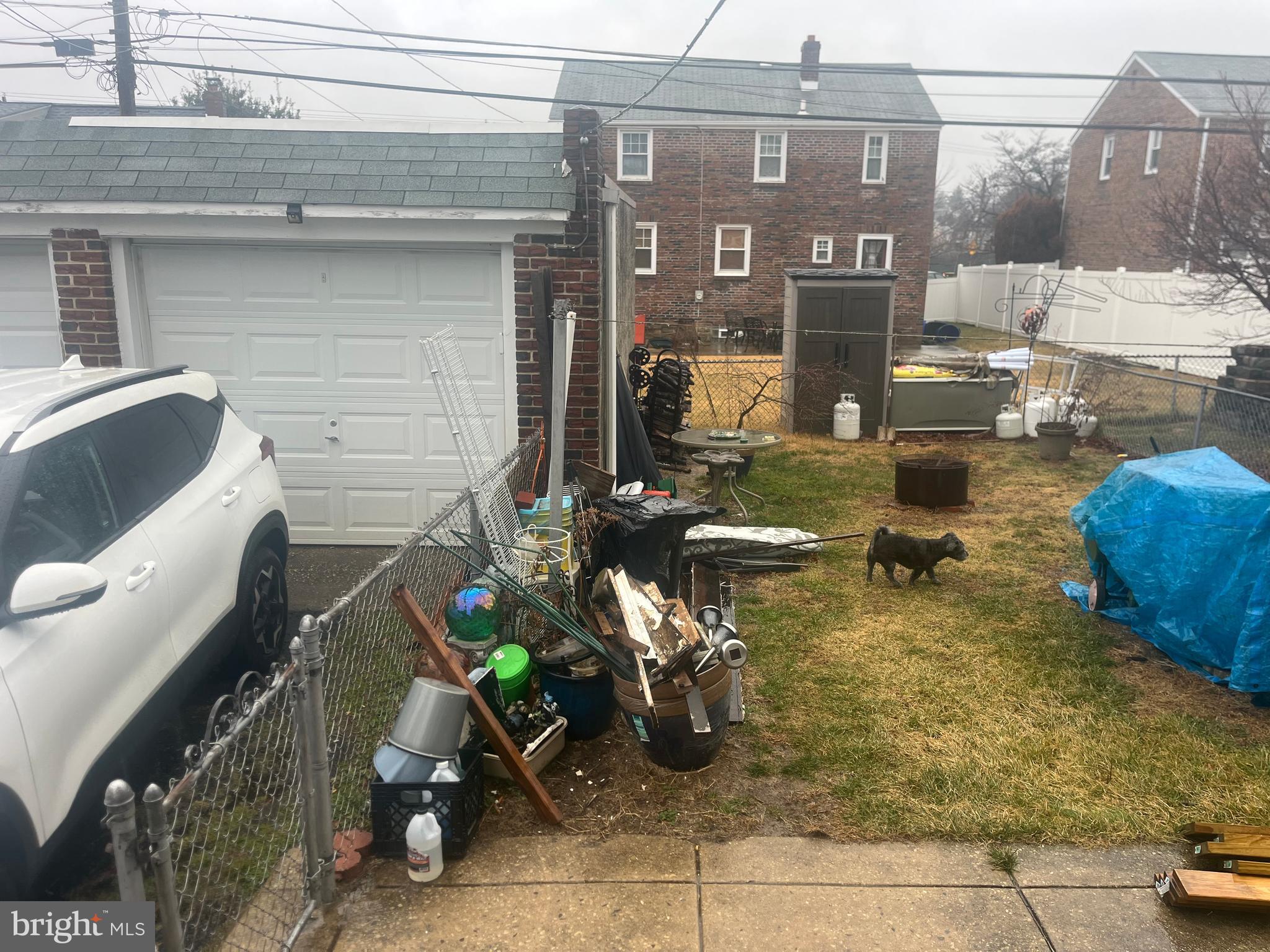 FOX CHASE - Residential