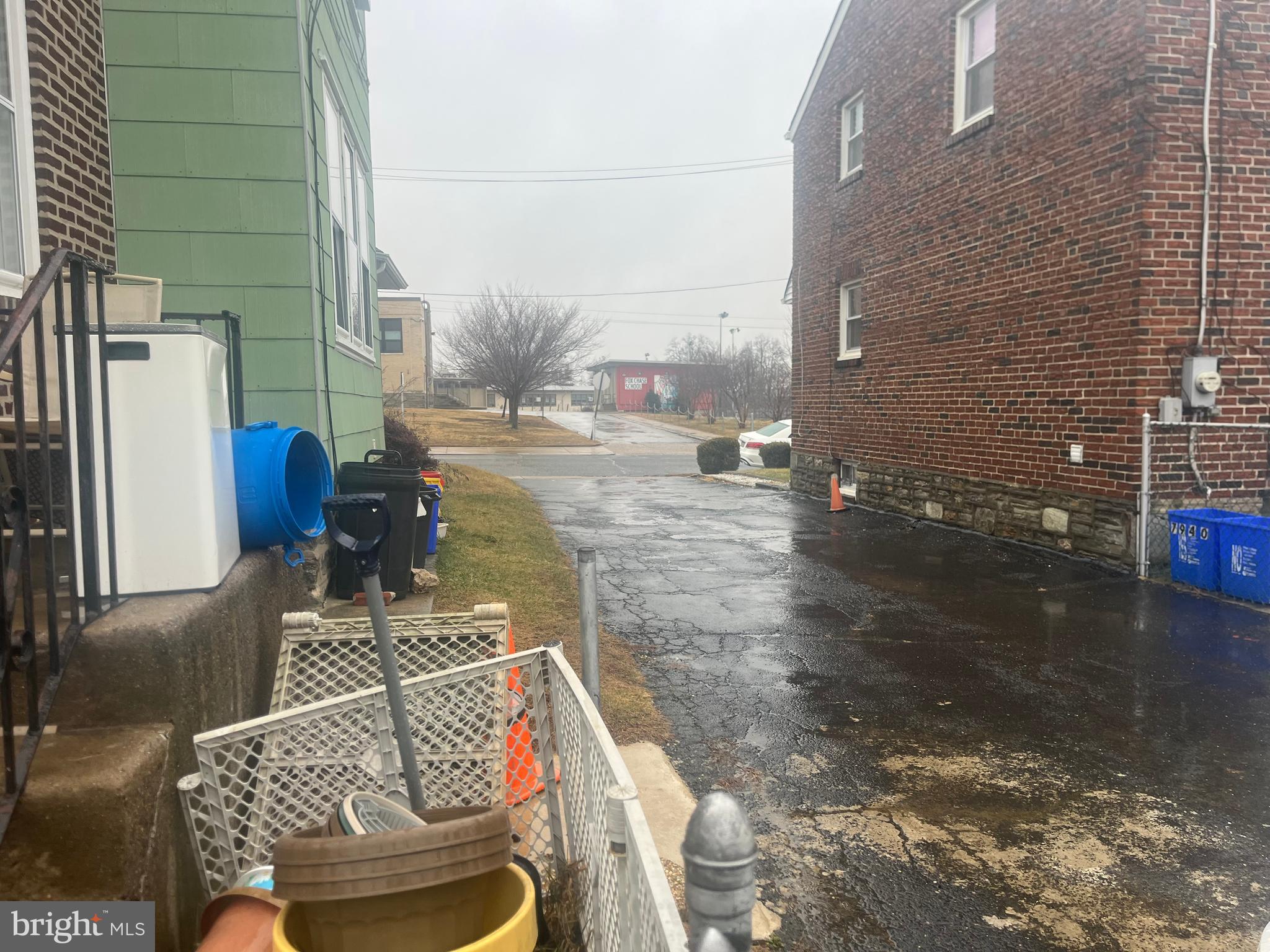 FOX CHASE - Residential