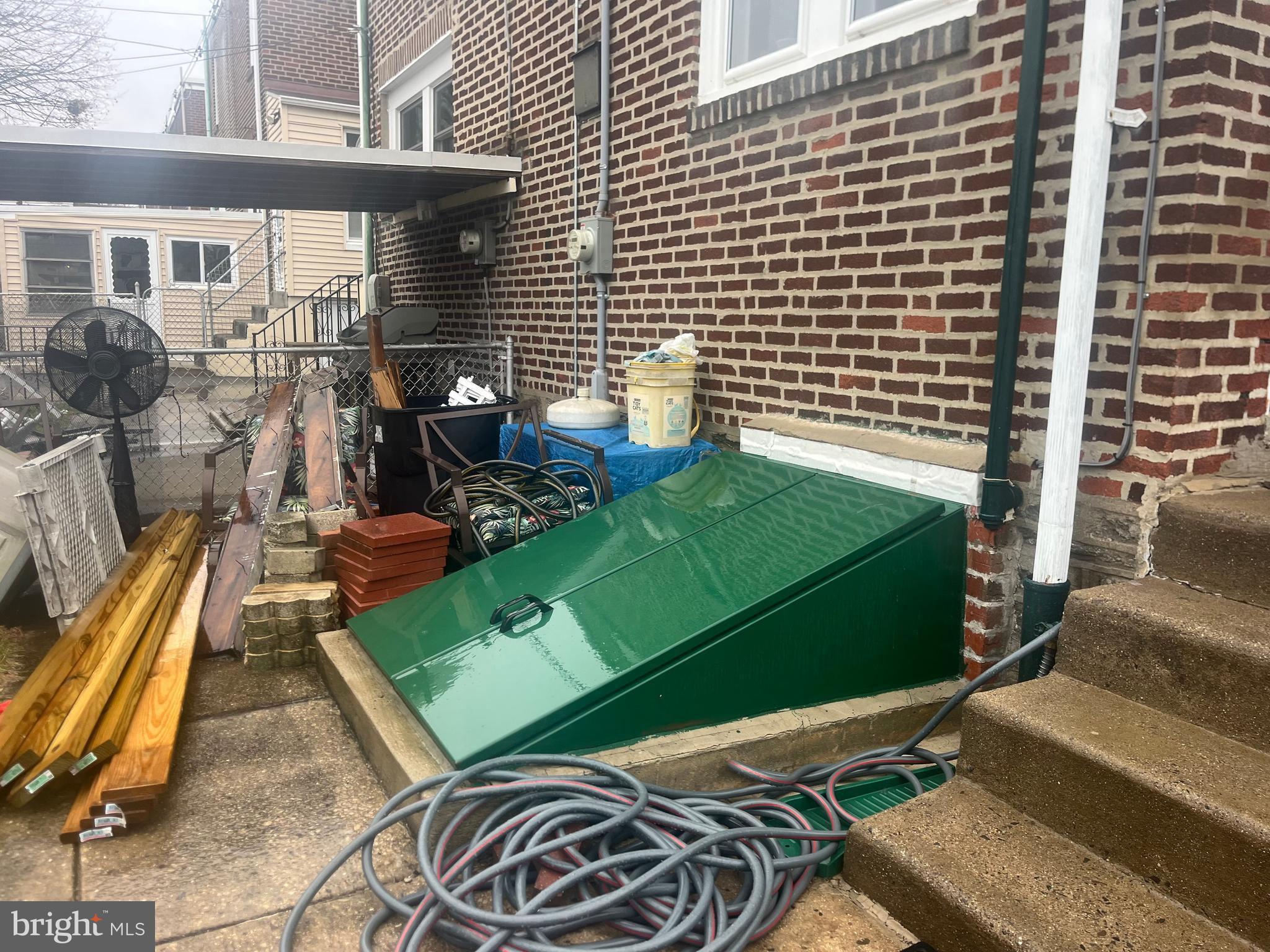 FOX CHASE - Residential