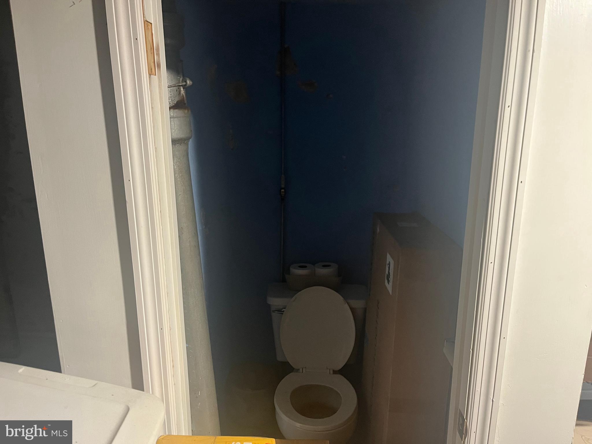 FOX CHASE - Residential