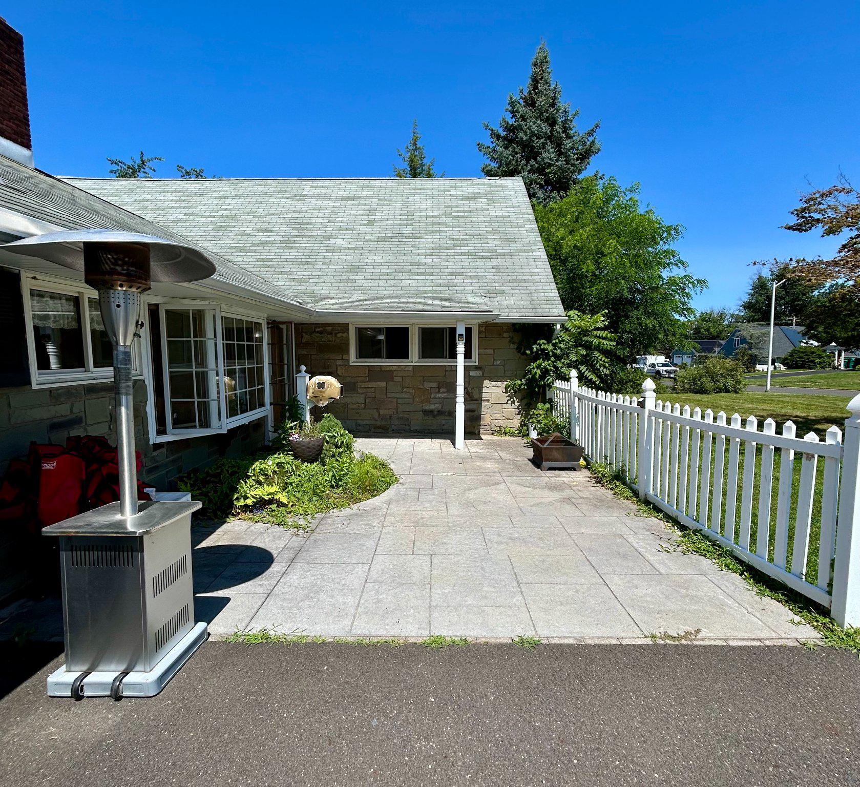43 FALCON ROAD