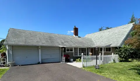 43 Falcon Road, Levittown, PA 19056 - #: PABU2126456