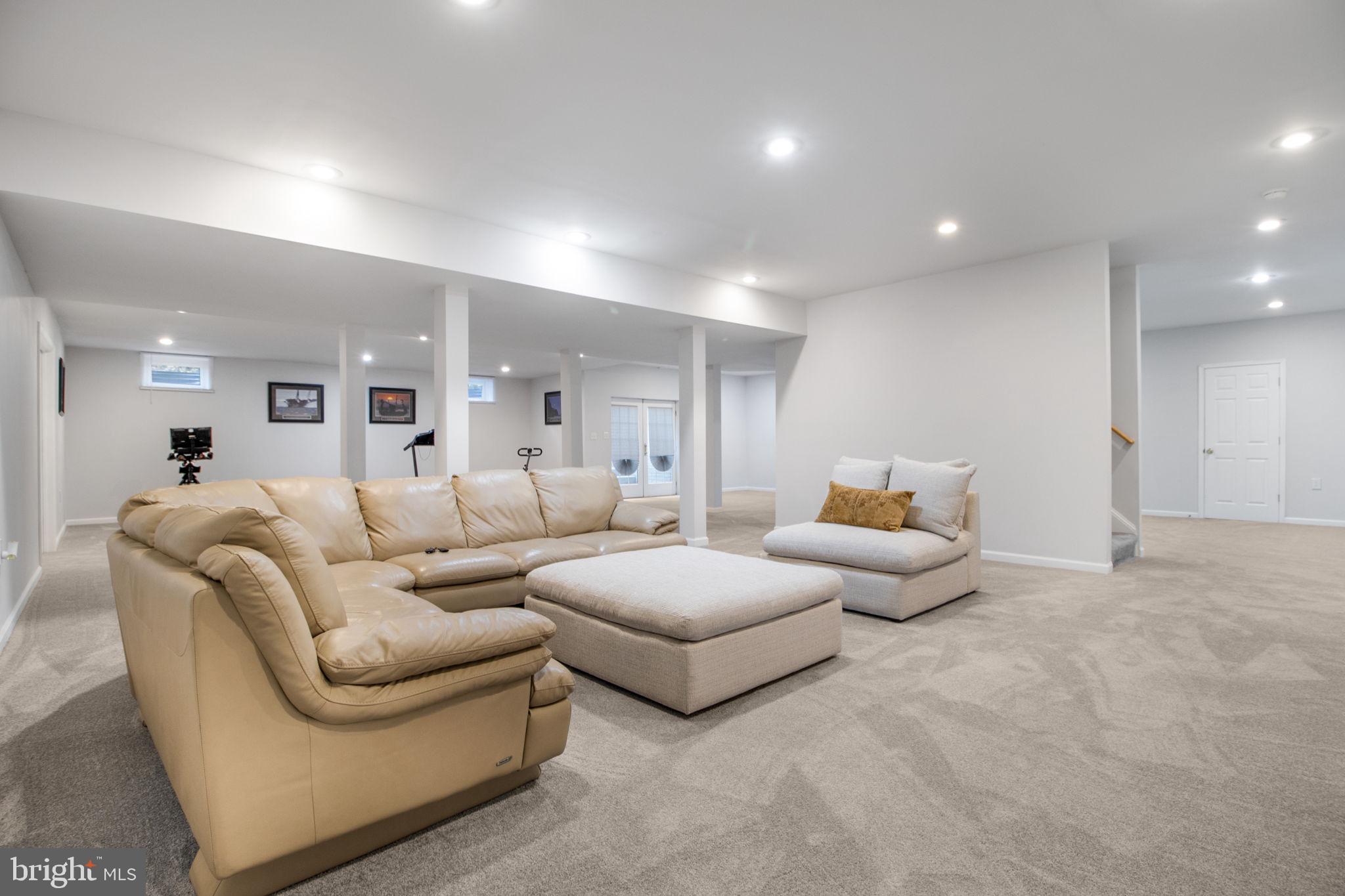 MORNING BROOK FARM - Residential