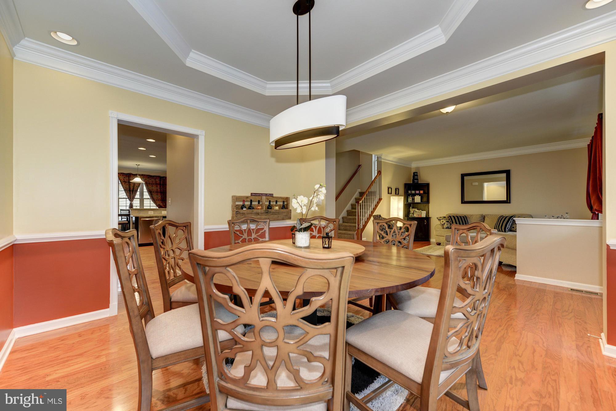 SOUTH RIDING - Residential