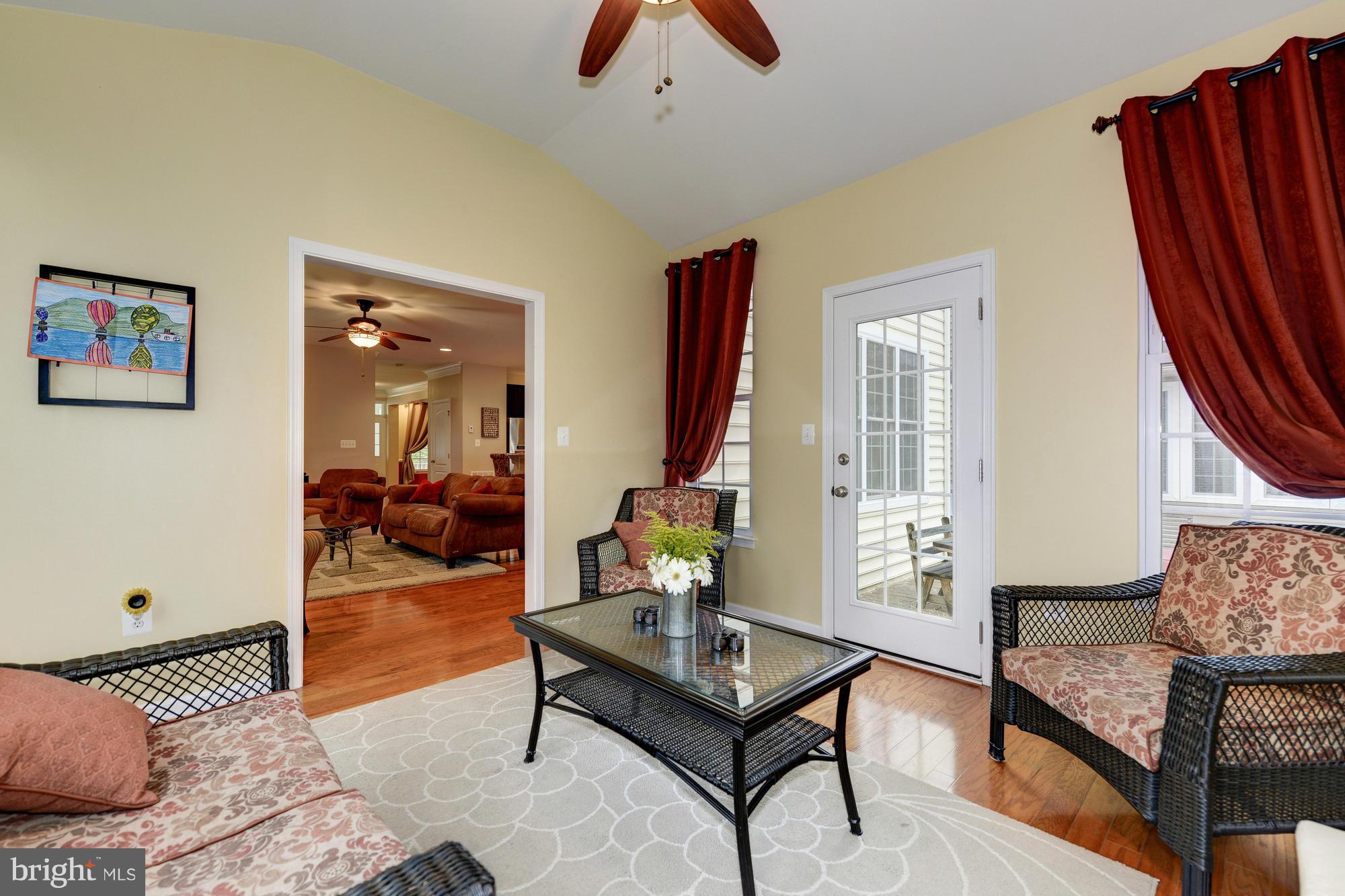 SOUTH RIDING - Residential