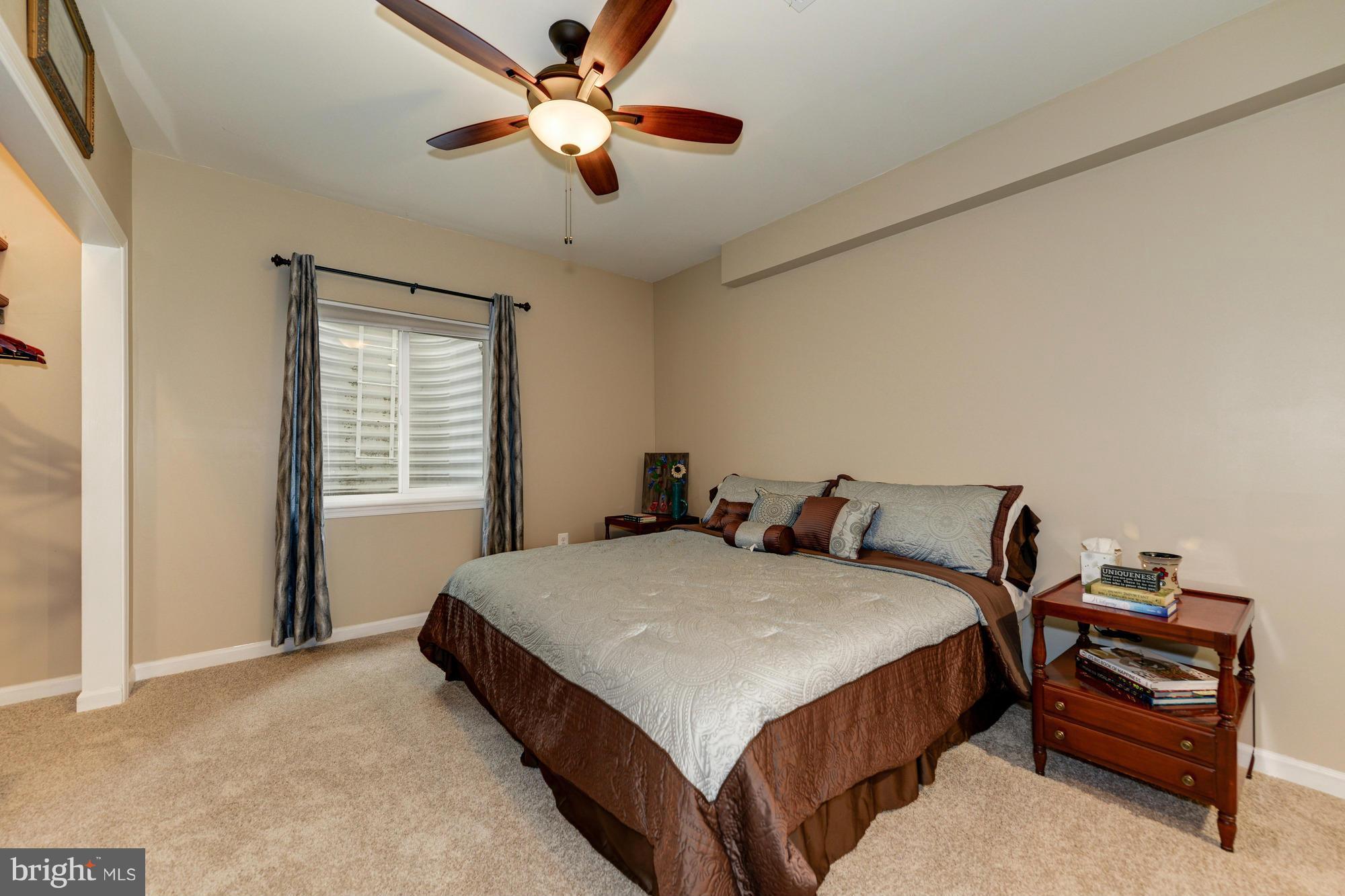 SOUTH RIDING - Residential