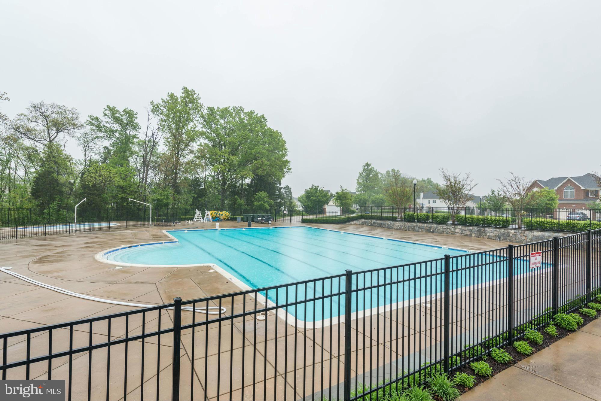 SOUTH RIDING - Residential