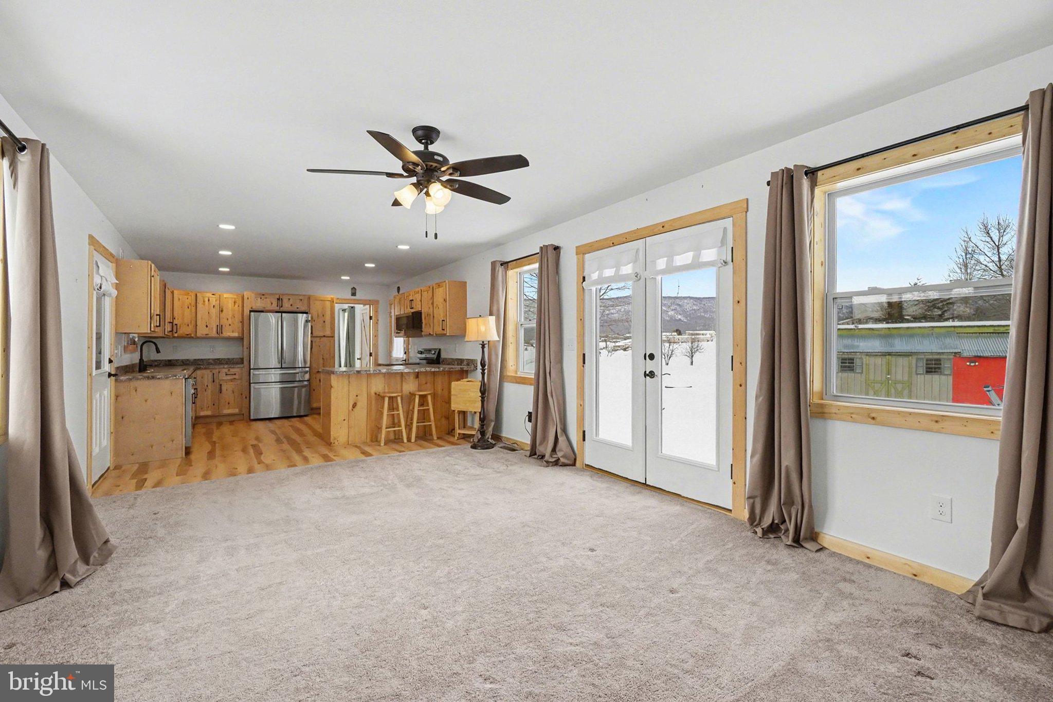 NEWVILLE - Residential