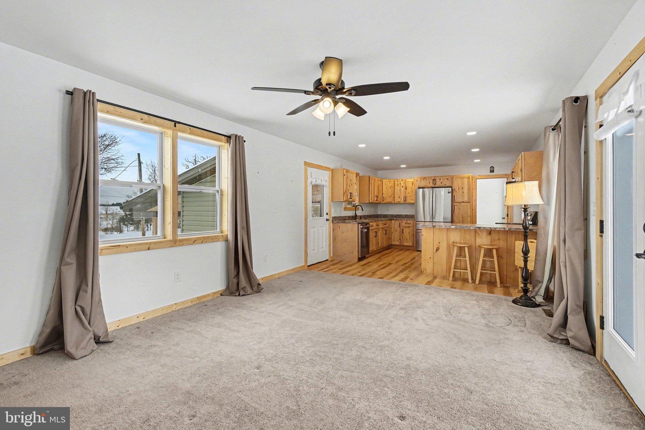 NEWVILLE - Residential