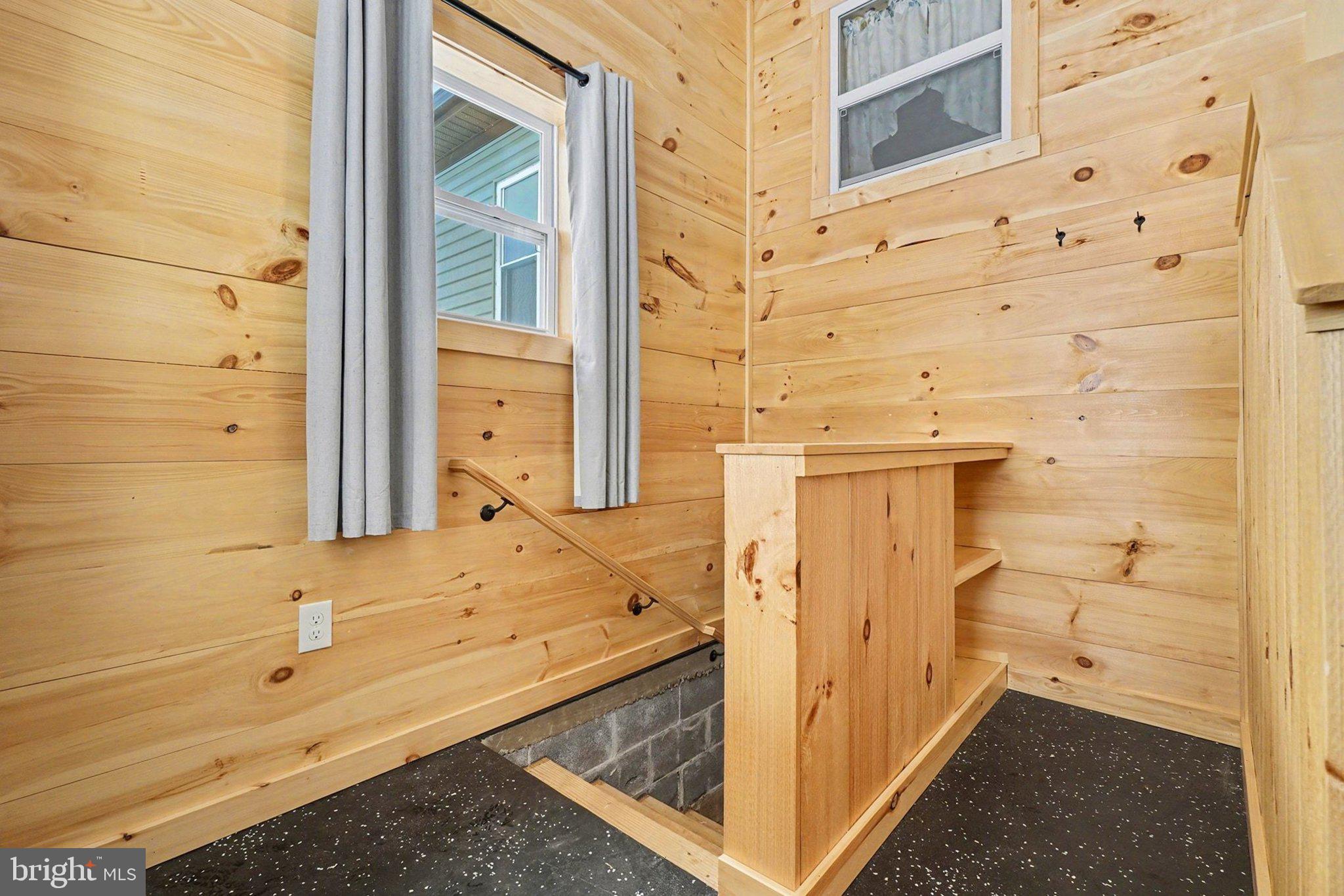 NEWVILLE - Residential