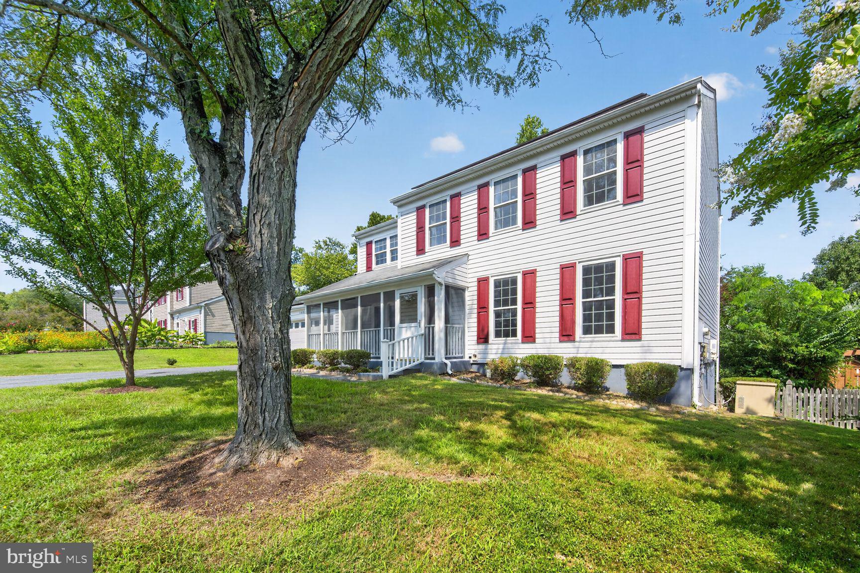 1608 MITHERING LANE