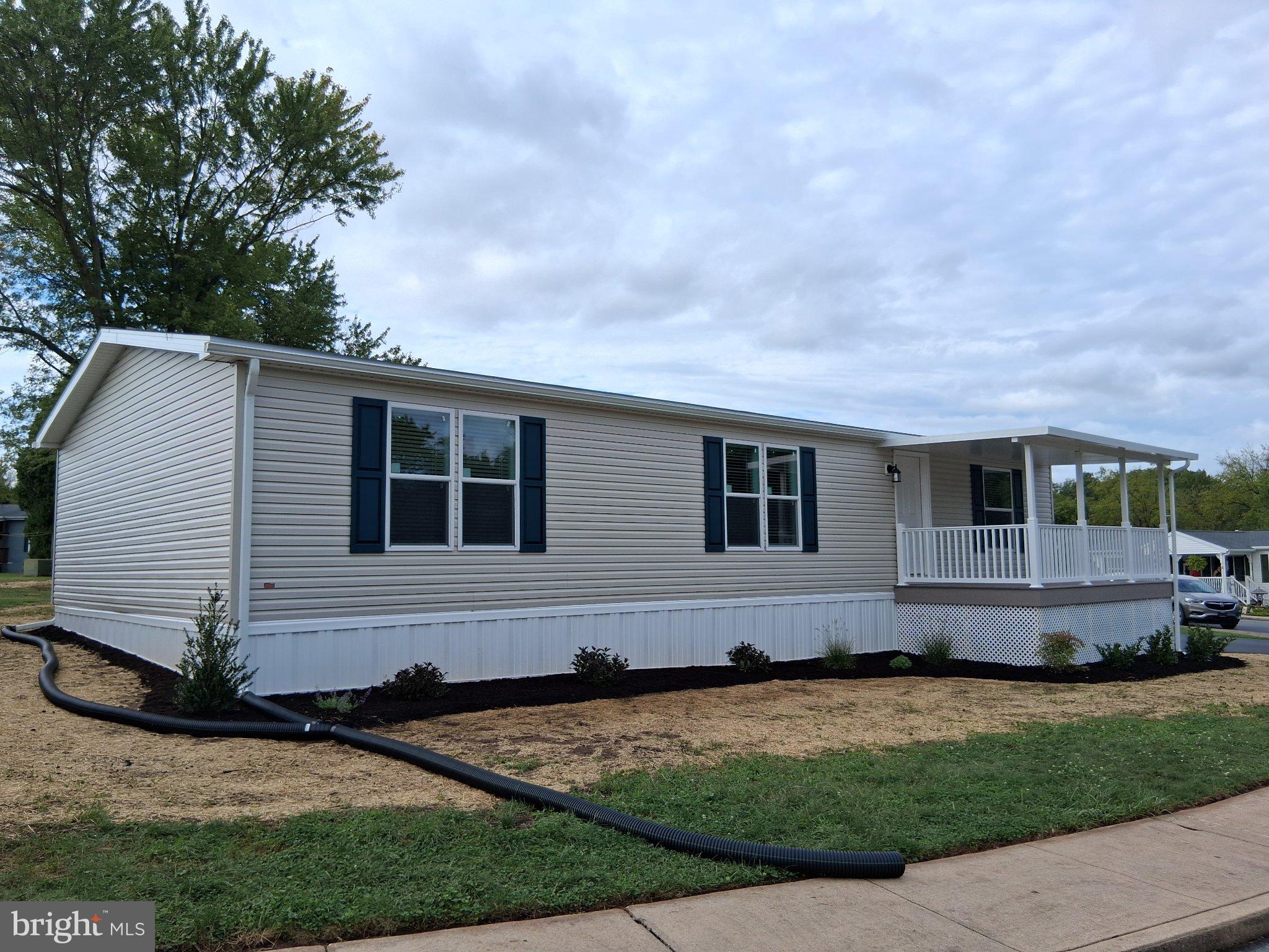 500 MOUNT AIRY ROAD 31
