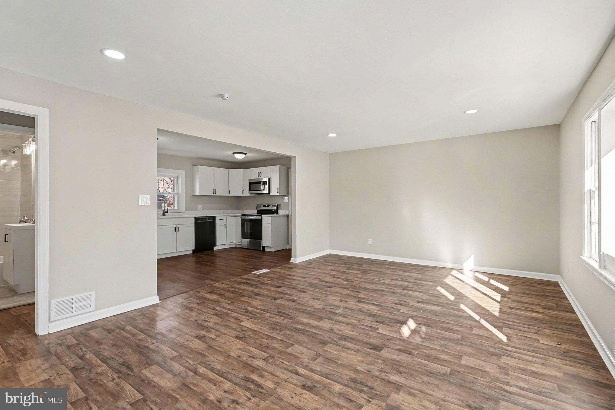 EBB TIDE BEACH - Residential