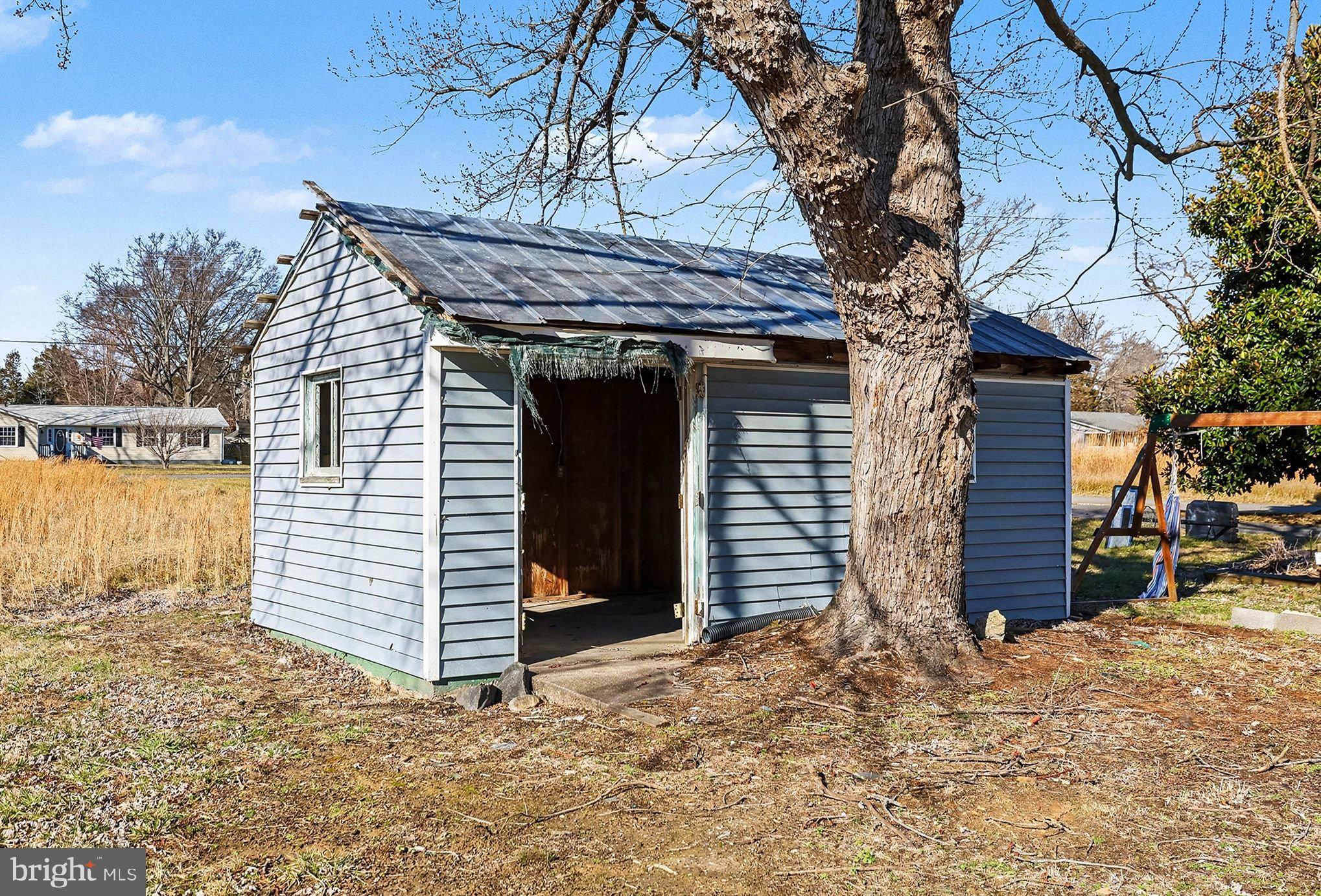 EBB TIDE BEACH - Residential