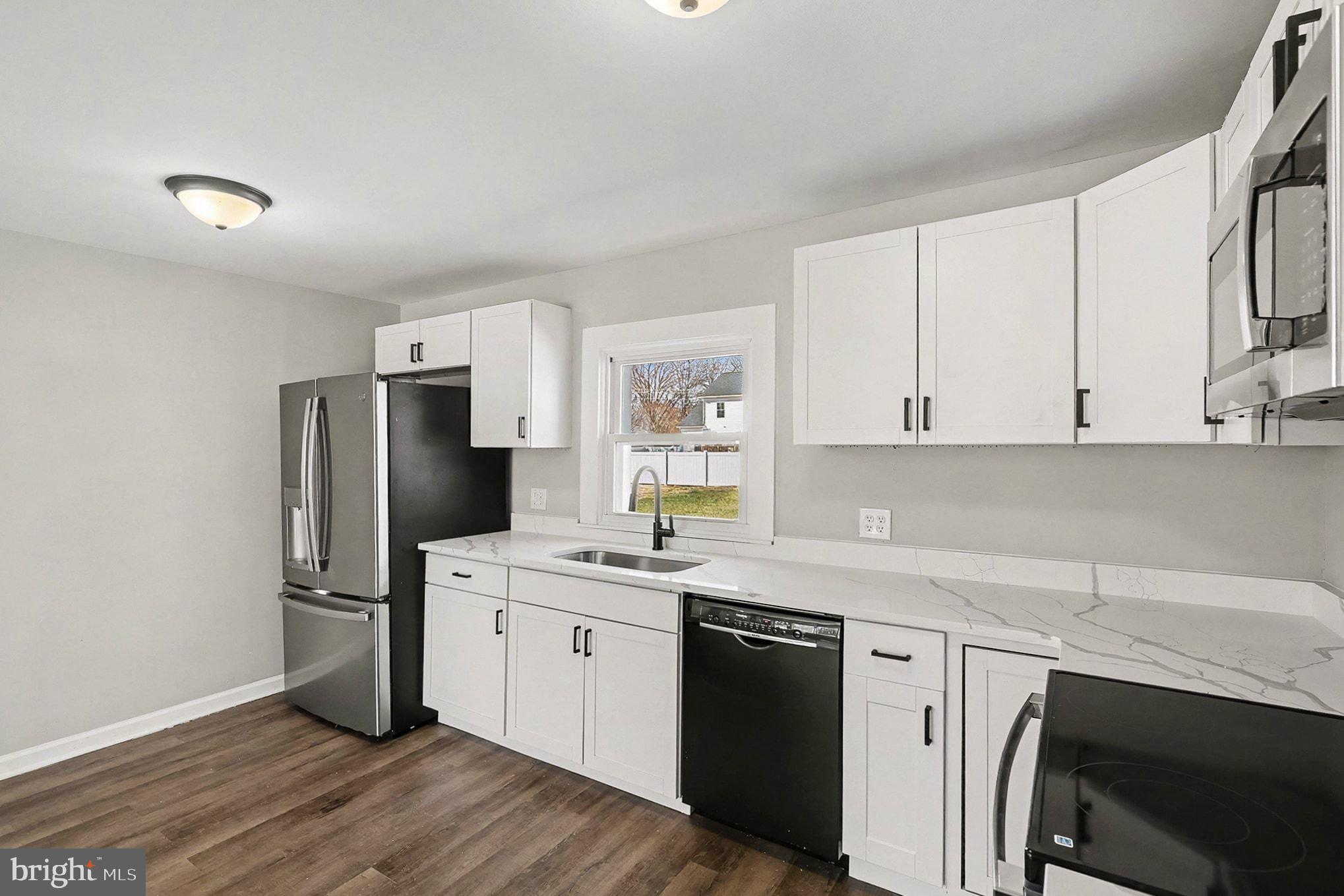 EBB TIDE BEACH - Residential