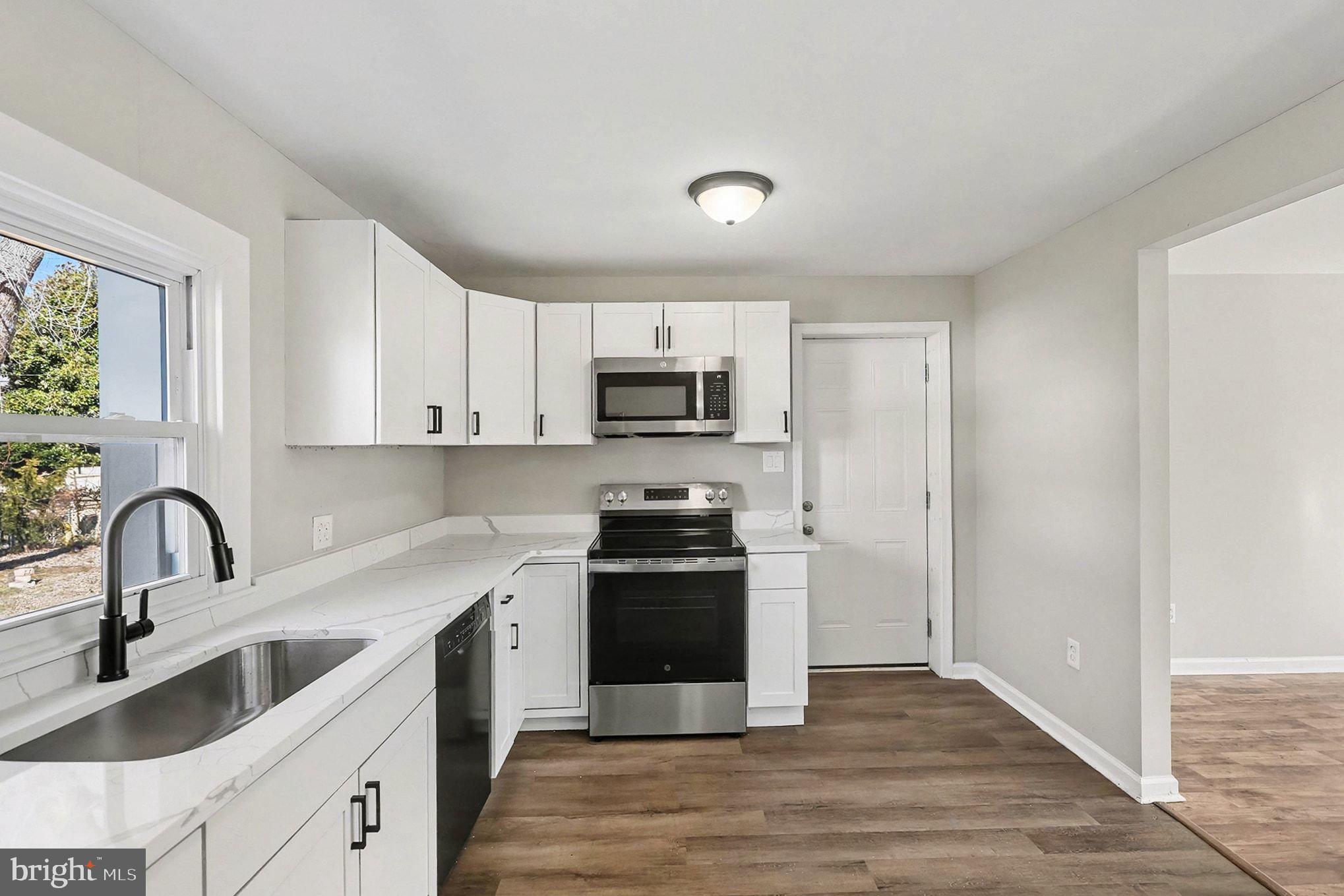 EBB TIDE BEACH - Residential