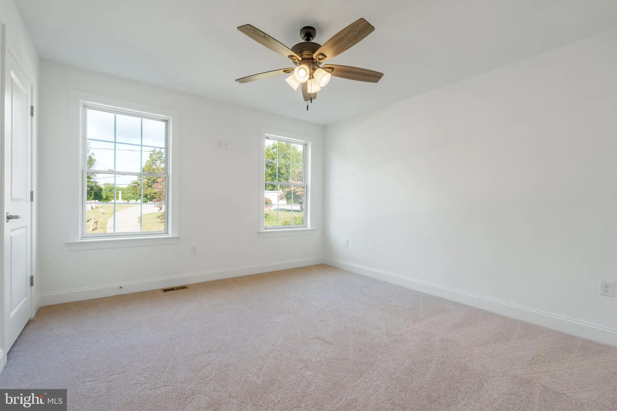 Newark, Delaware 19702, United States, 4 Bedrooms Bedrooms, ,3 BathroomsBathrooms,Residential,Active,205823