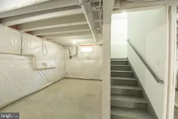 Newark, Delaware 19702, United States, 4 Bedrooms Bedrooms, ,3 BathroomsBathrooms,Residential,Active,205823