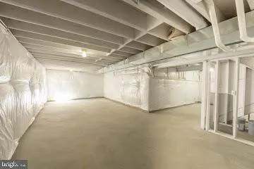 Newark, Delaware 19702, United States, 4 Bedrooms Bedrooms, ,3 BathroomsBathrooms,Residential,Active,205823