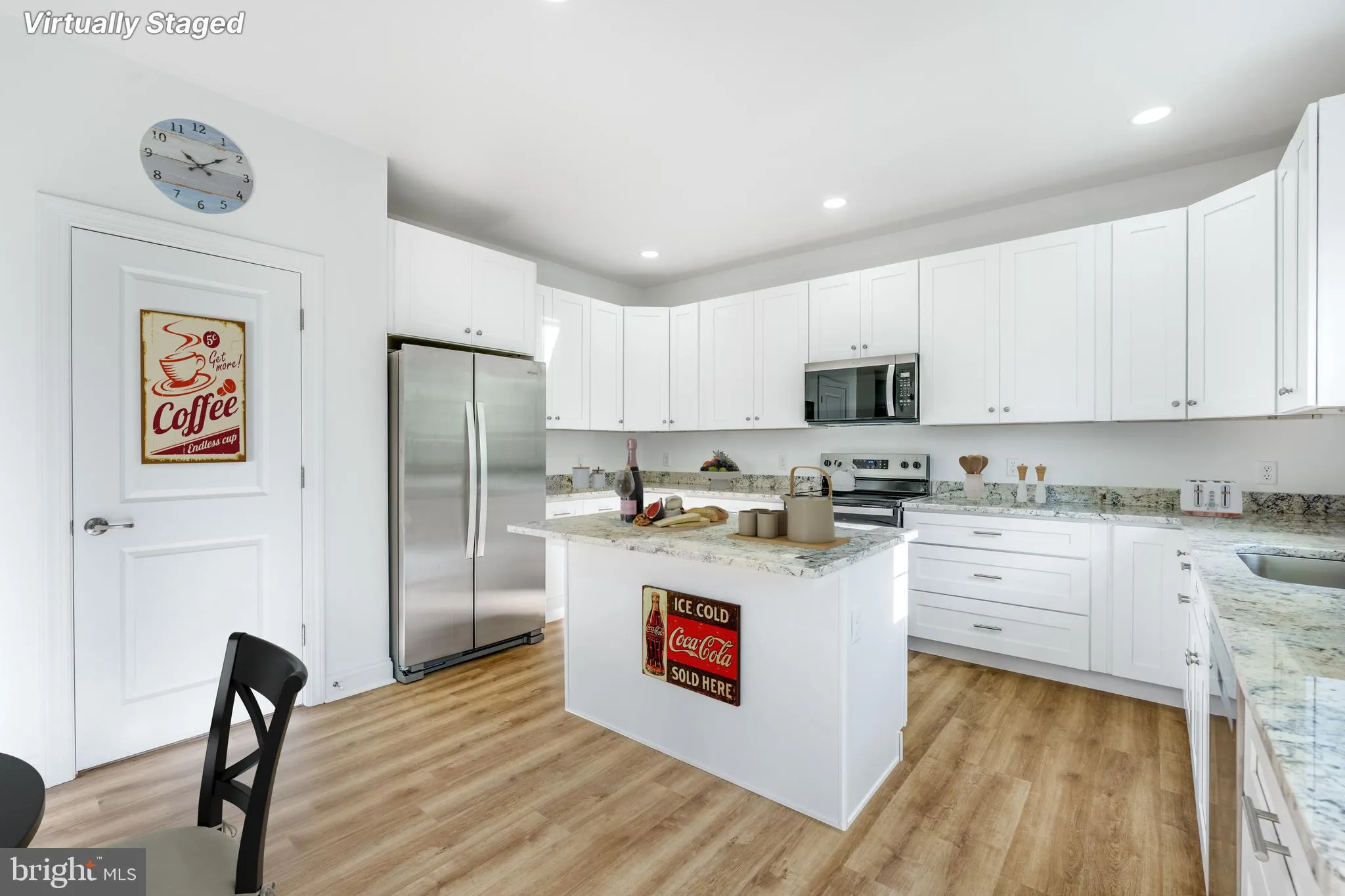 Newark, Delaware 19702, United States, 4 Bedrooms Bedrooms, ,3 BathroomsBathrooms,Residential,Active,205823