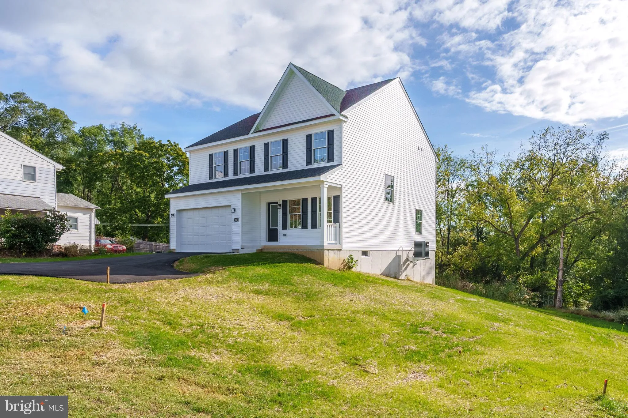 Newark, Delaware 19702, United States, 4 Bedrooms Bedrooms, ,3 BathroomsBathrooms,Residential,Active,205823