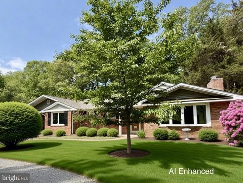 Photo of 4042 Doveville Lane, FAIRFAX, VA 22032 (MLS # VAFX2306778)