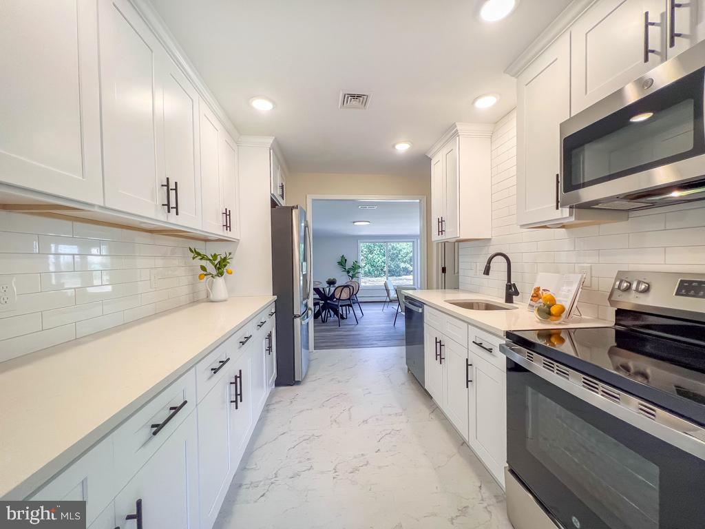 FAIRLESS HILLS - Residential