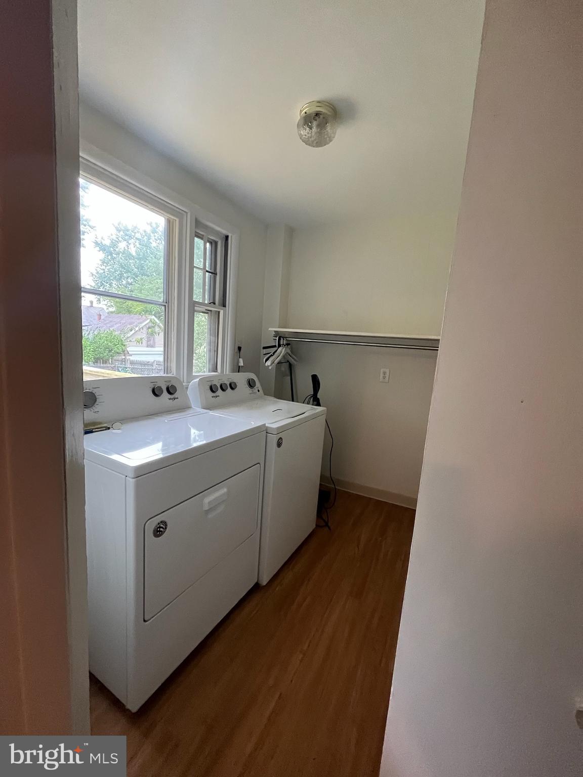 WILLOW GROVE - Residential Lease