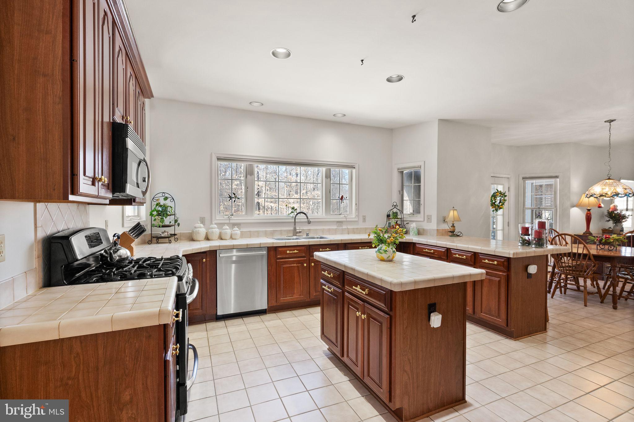 WOODBINE WOODS - Residential