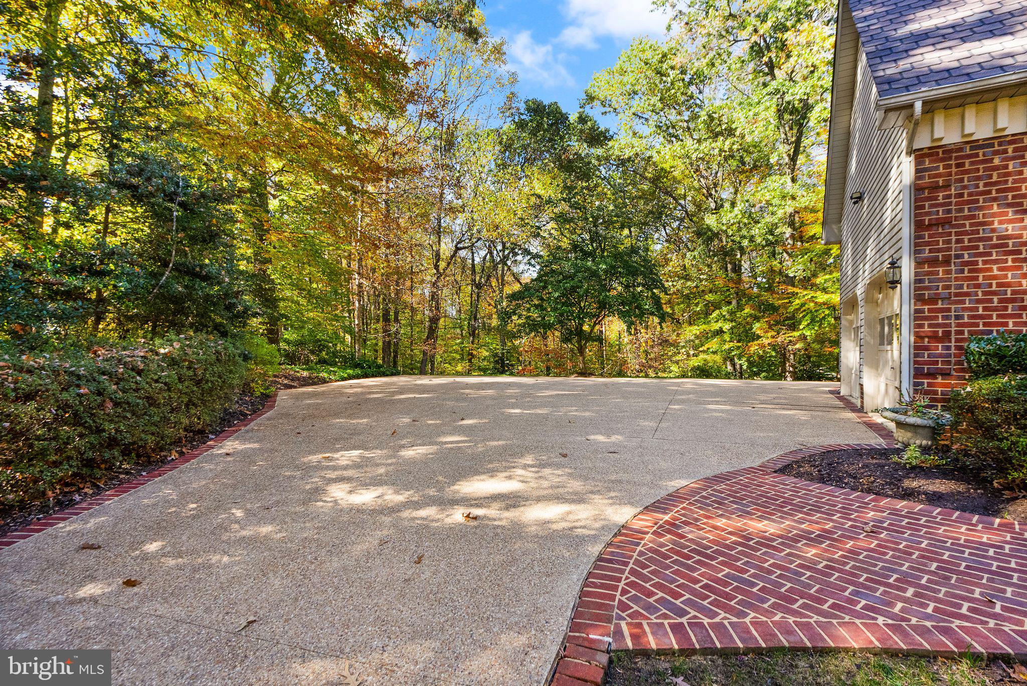 WOODBINE WOODS - Residential