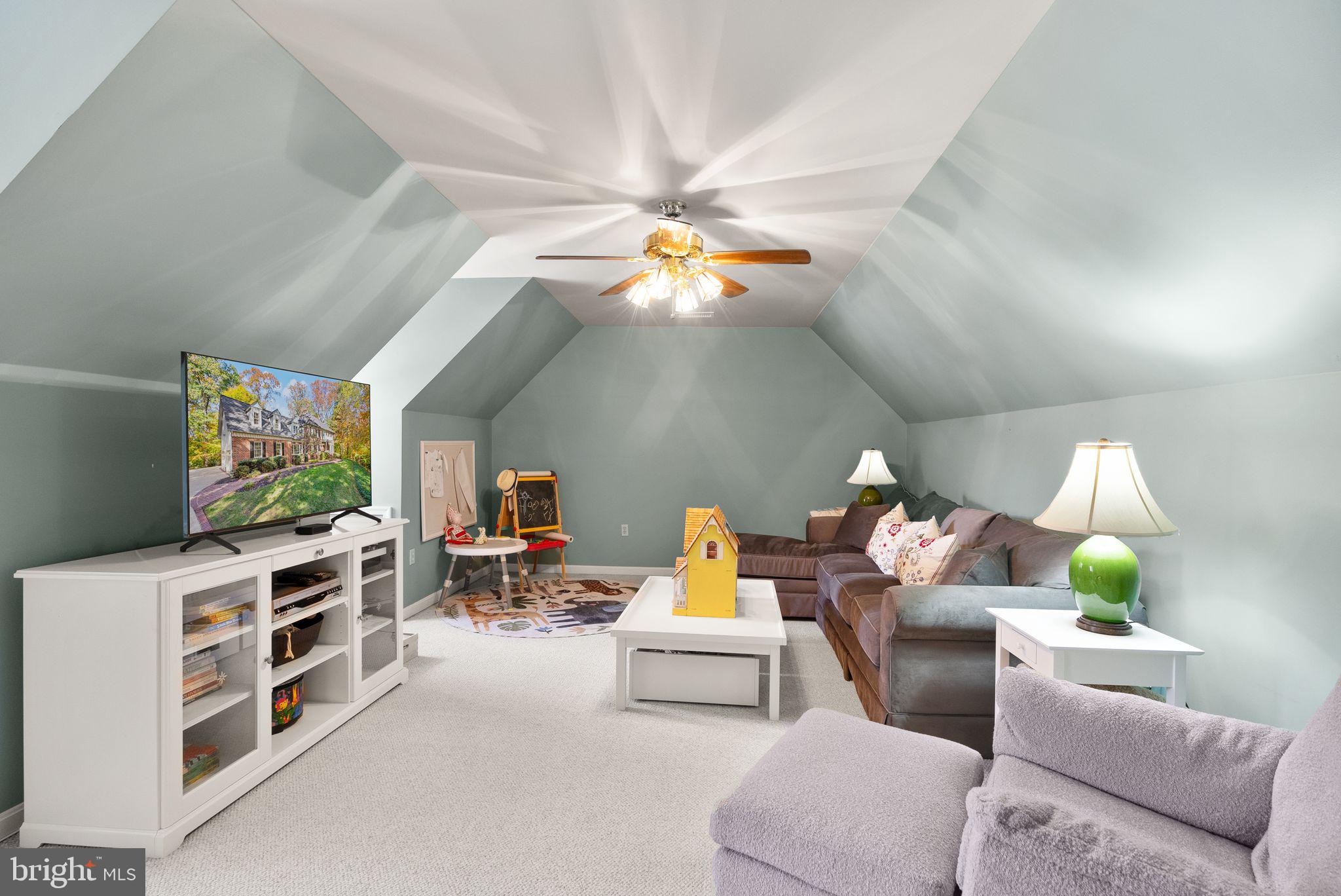 WOODBINE WOODS - Residential