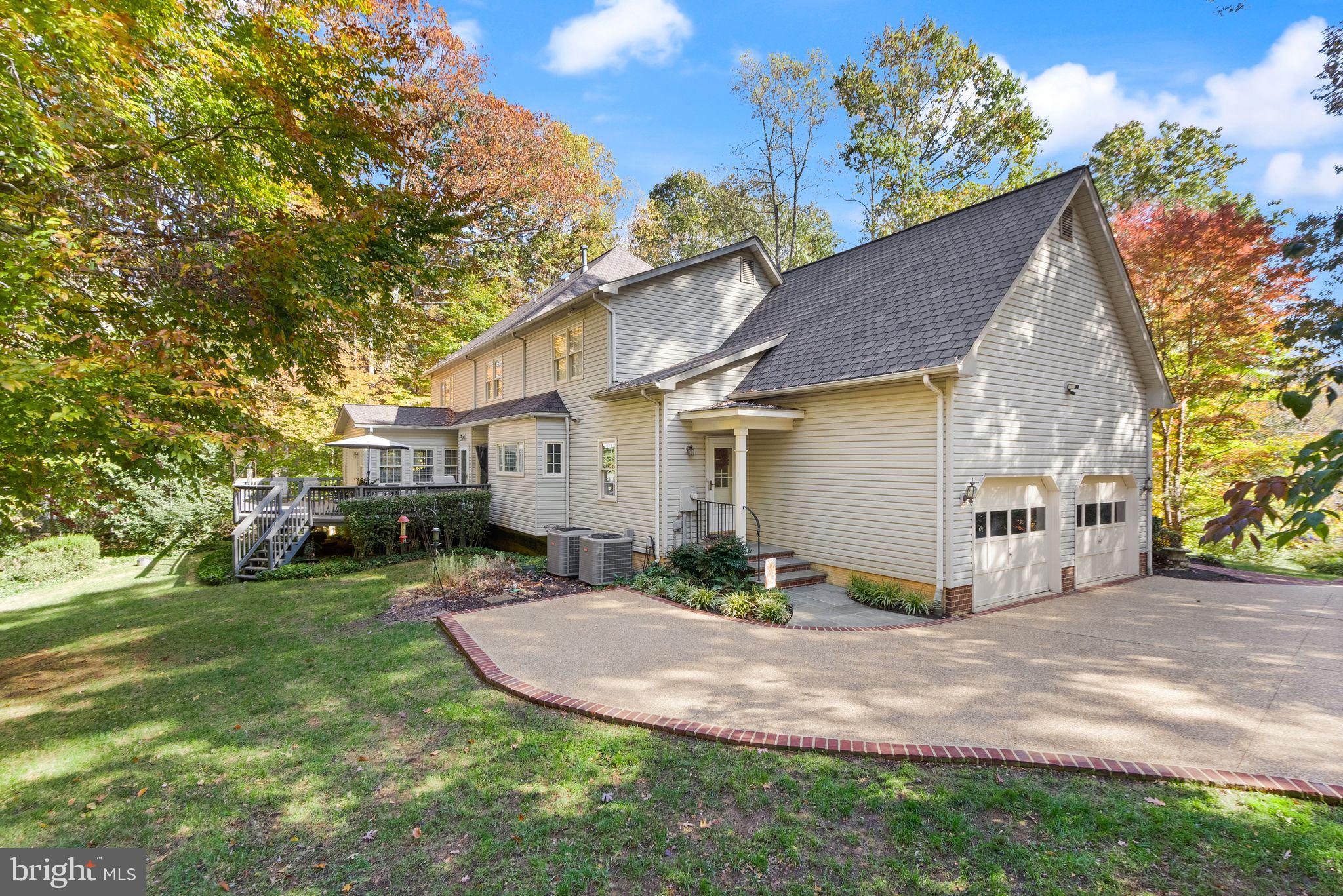 WOODBINE WOODS - Residential