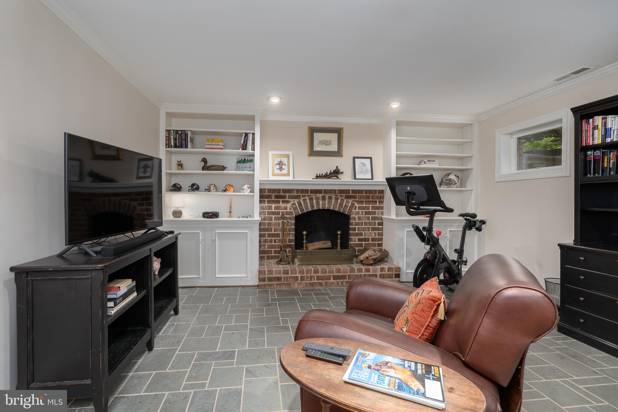 BRADDOCK HEIGHTS - Residential