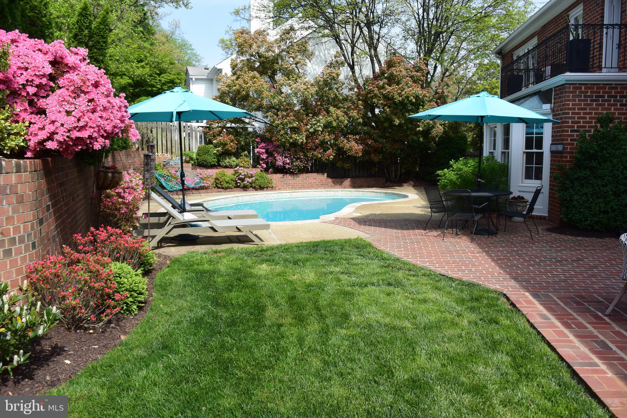 BRADDOCK HEIGHTS - Residential