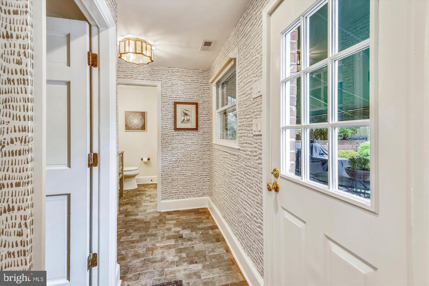 BRADDOCK HEIGHTS - Residential