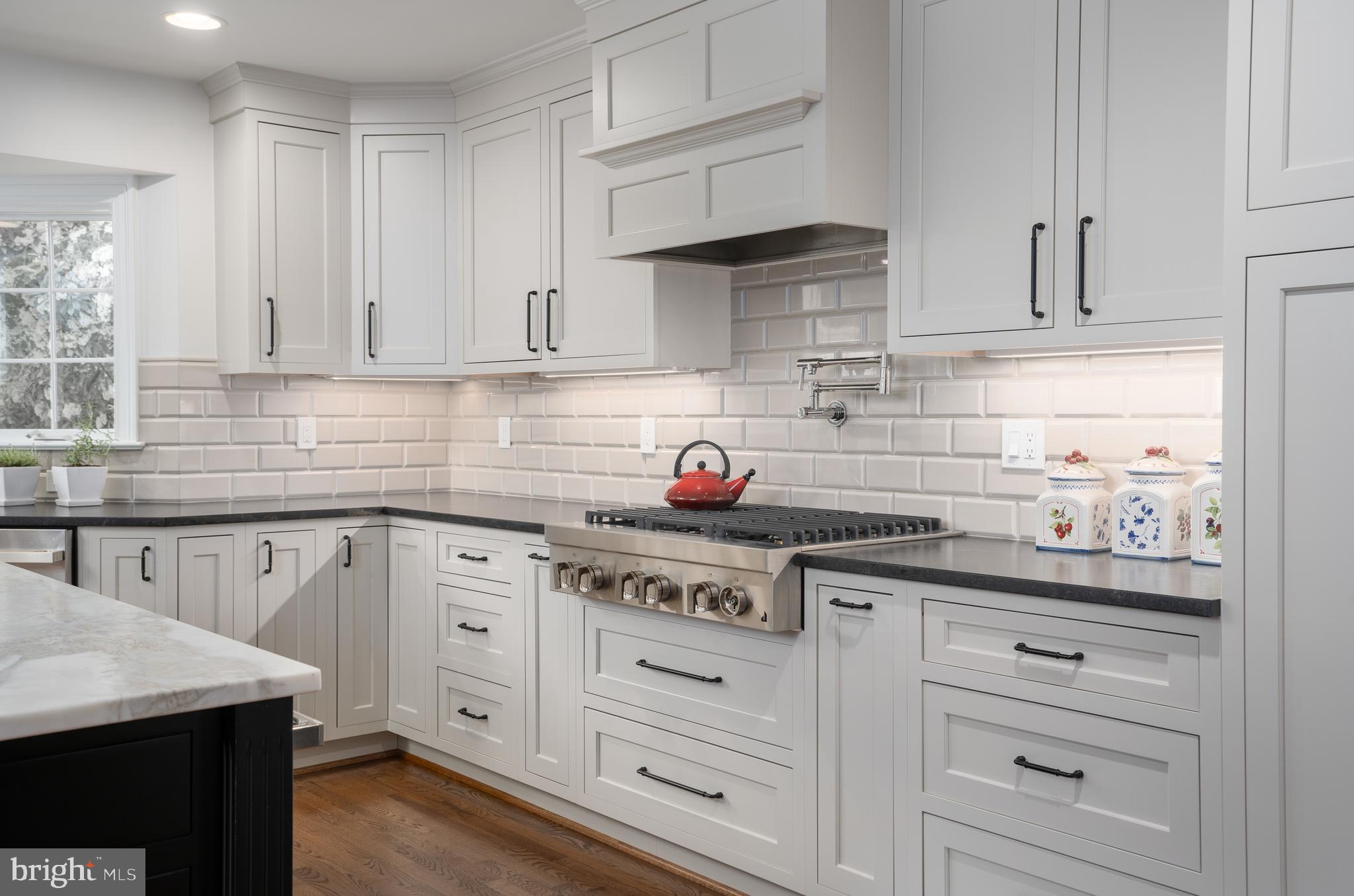 BRADDOCK HEIGHTS - Residential