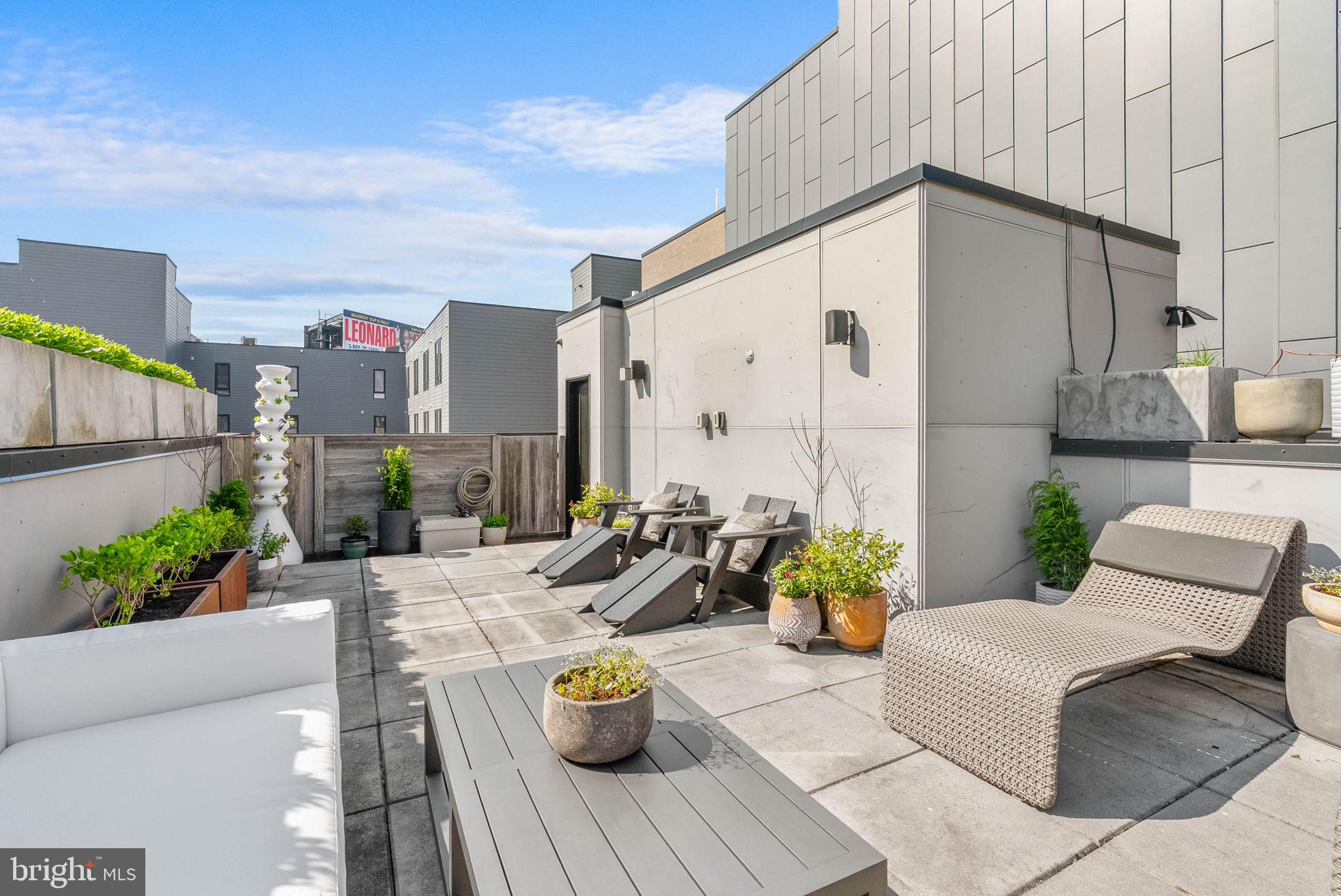 OLD CITY - Residential