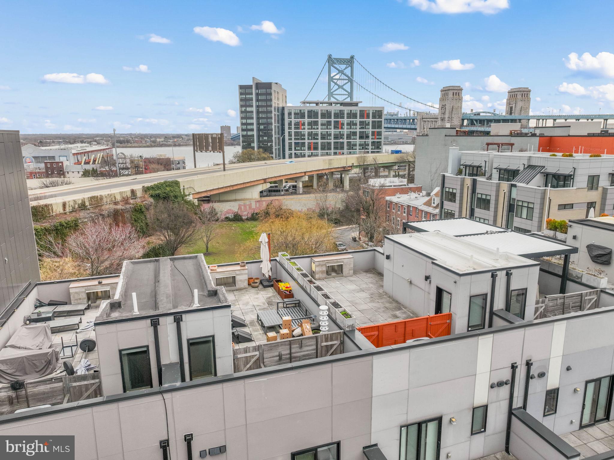 OLD CITY - Residential