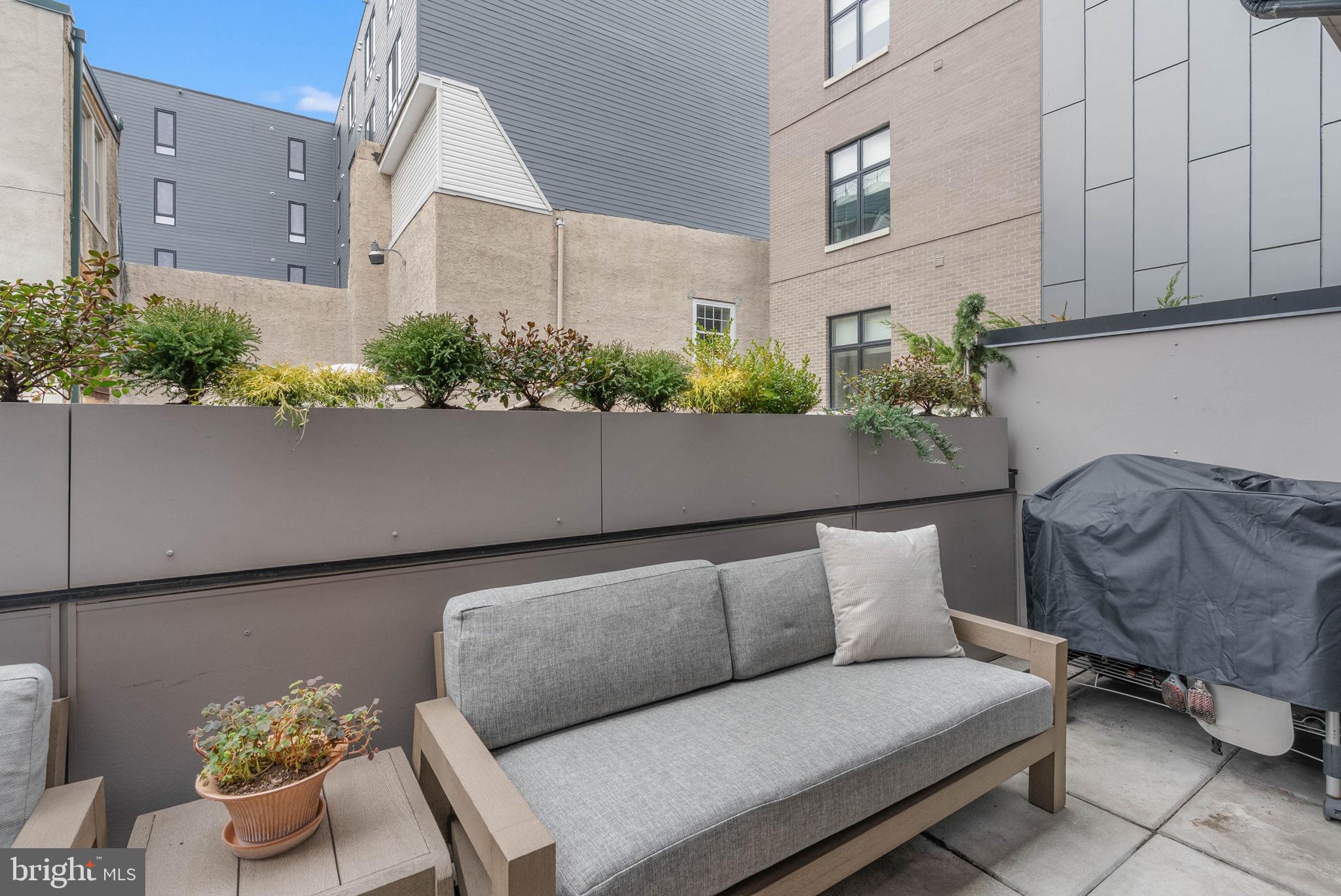 OLD CITY - Residential