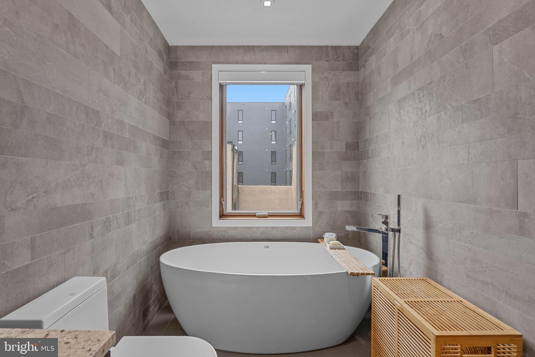 OLD CITY - Residential